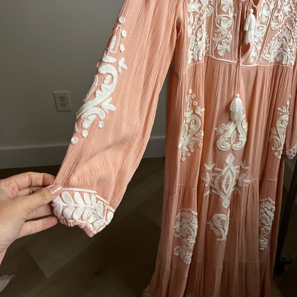 Z&L Bohemian Embroidered Peasant Long Sleeve Maxi Dress - Picture 5 of 8